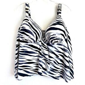 Swimsuits For All zebra Print Tankini Top Black White Gray Size 24